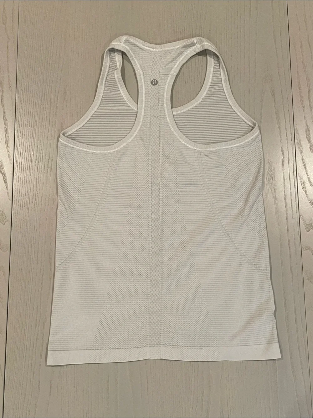 Lululemon Swiftly Tech Racerback Tank Top White - Size 6